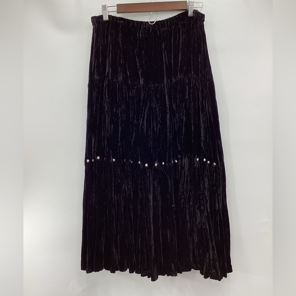 Woman’s Black Velvet Midi Skirt with Stud Details - Picture 2 of 9